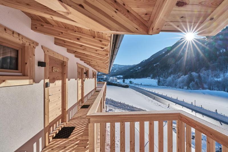Naturparkresort Xeis Natur Apartments Johnsbach Extérieur photo